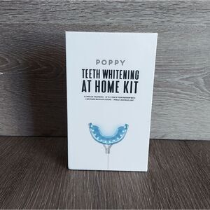 Poopy At Home Teeth Whitening Kit